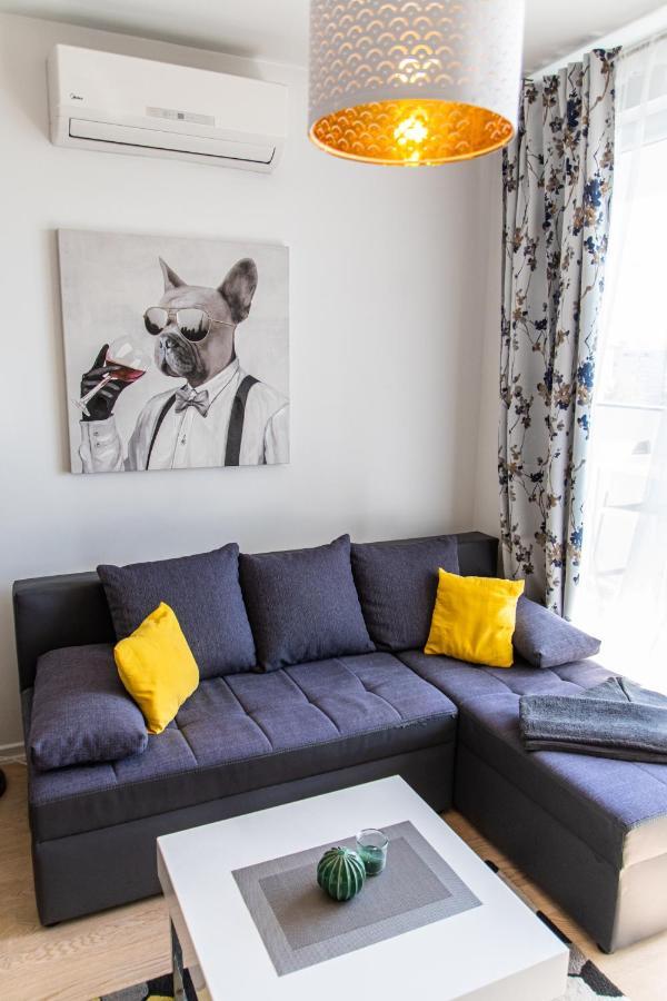 Flexible Selfcheckins 32 - Zagreb - Garage - Electric Vehicle Ccharger - Big Loggia - New - Apartments Repinc 32 エクステリア 写真